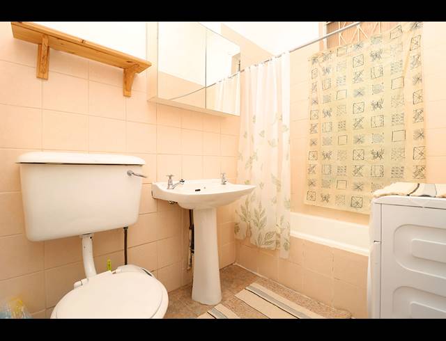 4 BEDROOM HOUSE FOR SALE IN KENSINGTON